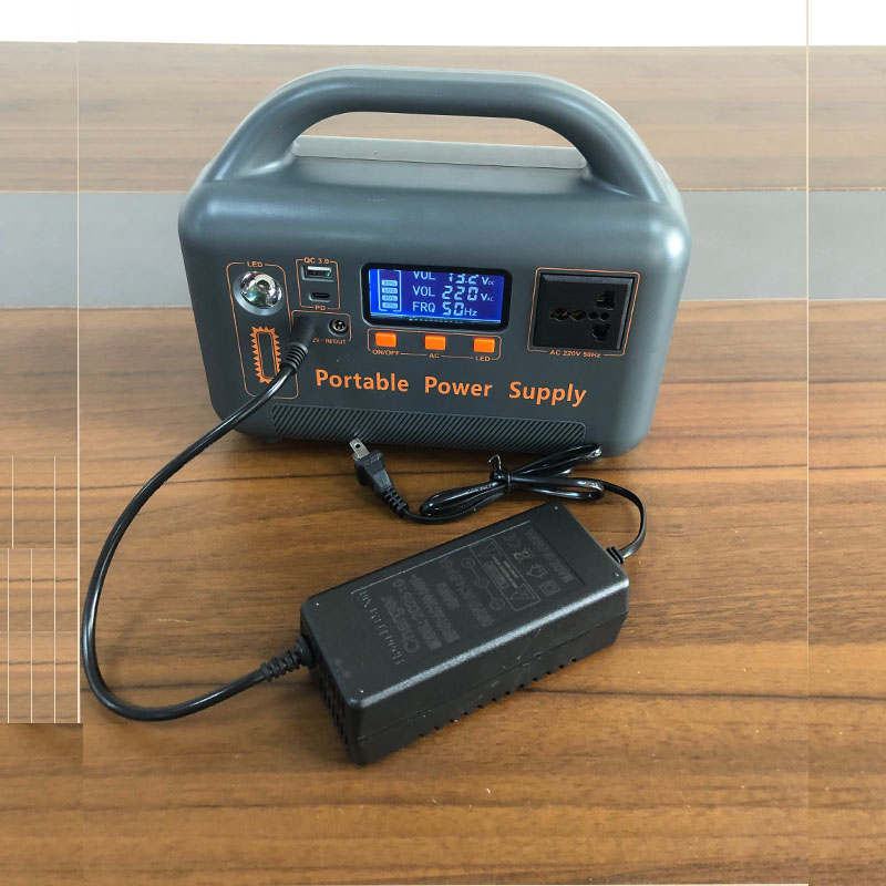 Outdoor Emergency Portable Pow – Solar Powered Charger recenzja i cena